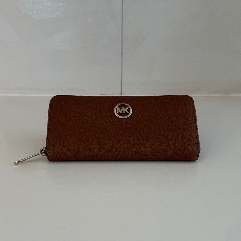 Michael Kors Brown Clutch Wallet